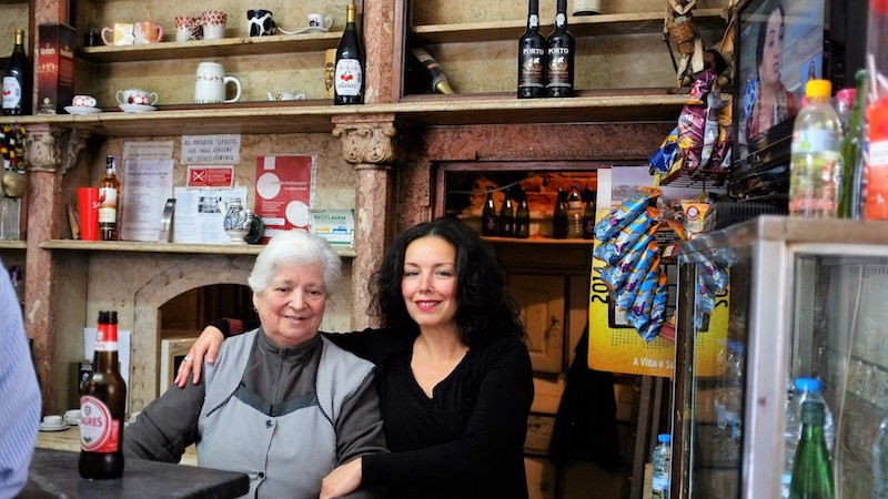 Two persons in Lisbon tavern